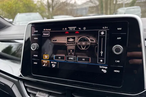 DE24OVG Volkswagen T-Roc 1.5 TSI R-Line 5dr DSG Thumbnail #49