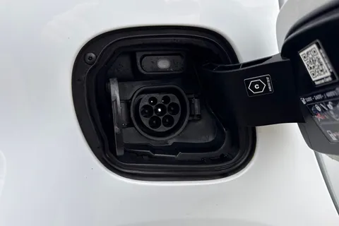 KP24YJR Smart Fortwo 17.6kWh Premium Auto 2dr (22kW Charger) Thumbnail #28