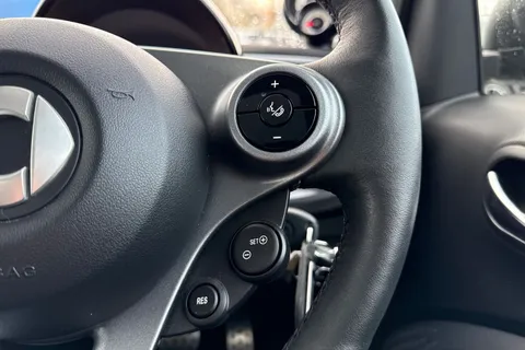 KP24YJR Smart Fortwo 17.6kWh Premium Auto 2dr (22kW Charger) Thumbnail #41