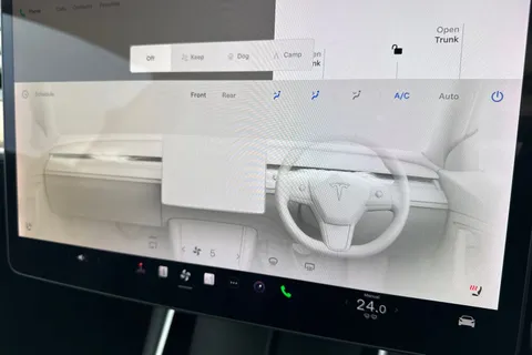 MC19ZSZ Tesla Model 3 (Dual Motor) Performance Auto 4WDE 4dr (Performance Upgrade) Thumbnail #22