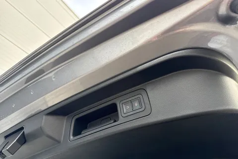 DE75UWG BYD Seal U 1.5 DM-i 18.3kWh Boost CVT Auto Euro 6 (s/s) 5dr Thumbnail #31