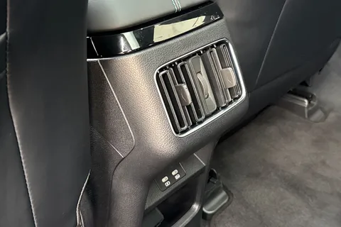 DE75UWG BYD Seal U 1.5 DM-i 18.3kWh Boost CVT Auto Euro 6 (s/s) 5dr Thumbnail #37