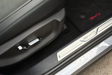 DE75UWG BYD Seal U 1.5 DM-i 18.3kWh Boost CVT Auto Euro 6 (s/s) 5dr Thumbnail #42