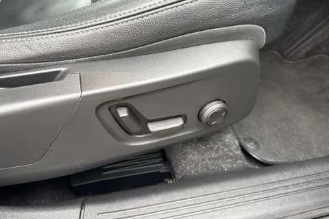 KO69BDX Volvo Xc40 1.5h T5 Twin Engine 10.7kWh Inscription Auto Euro 6 (s/s) 5dr Thumbnail #39