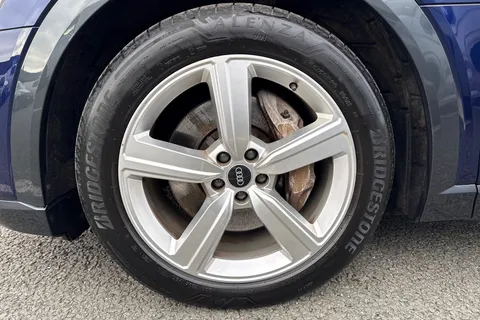 BG22APX Audi e-tron 50 Technik Auto quattro 5dr 71.2kWh (11kW Charger) Thumbnail #12