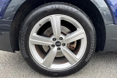 BG22APX Audi e-tron 50 Technik Auto quattro 5dr 71.2kWh (11kW Charger) Thumbnail #13