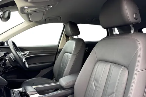 BG22APX Audi e-tron 50 Technik Auto quattro 5dr 71.2kWh (11kW Charger) Thumbnail #16