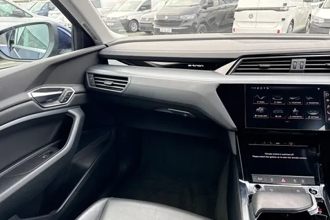 BG22APX Audi e-tron 50 Technik Auto quattro 5dr 71.2kWh (11kW Charger) Thumbnail #20