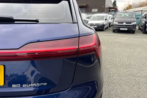BG22APX Audi e-tron 50 Technik Auto quattro 5dr 71.2kWh (11kW Charger) Thumbnail #26