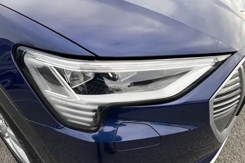 BG22APX Audi e-tron 50 Technik Auto quattro 5dr 71.2kWh (11kW Charger) Thumbnail #32