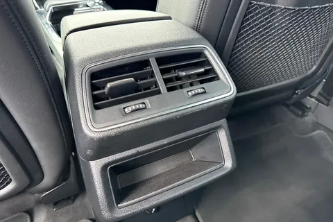 BG22APX Audi e-tron 50 Technik Auto quattro 5dr 71.2kWh (11kW Charger) Thumbnail #38