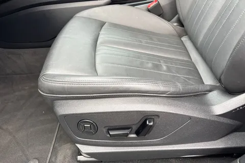 BG22APX Audi e-tron 50 Technik Auto quattro 5dr 71.2kWh (11kW Charger) Thumbnail #40