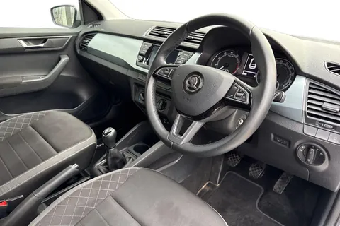 AX68VKR Škoda Fabia 1.0 TSI SE 5dr Thumbnail #14