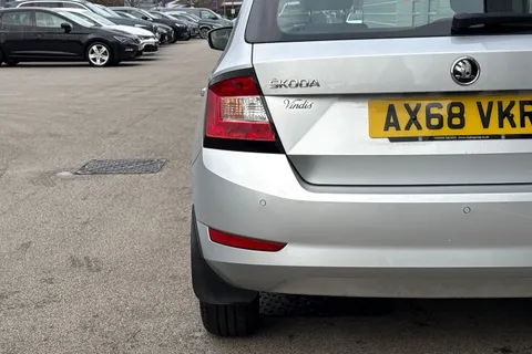 AX68VKR Škoda Fabia 1.0 TSI SE 5dr Thumbnail #39