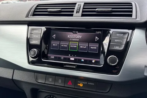 AX68VKR Škoda Fabia 1.0 TSI SE 5dr Thumbnail #49