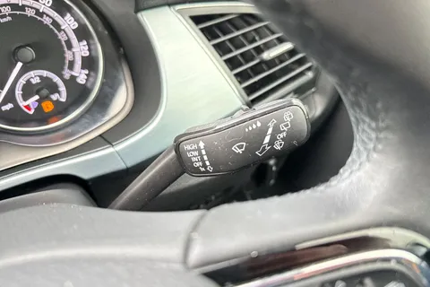 AX68VKR Škoda Fabia 1.0 TSI SE 5dr Thumbnail #59