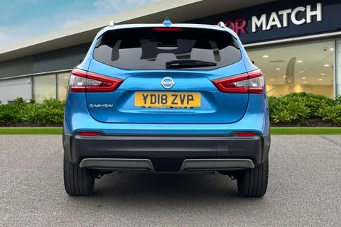 YD18ZVP Nissan Qashqai 1.2 DIG-T Tekna XTRON Euro 6 (s/s) 5dr Thumbnail #5