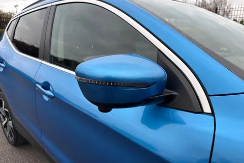 YD18ZVP Nissan Qashqai 1.2 DIG-T Tekna XTRON Euro 6 (s/s) 5dr Thumbnail #35