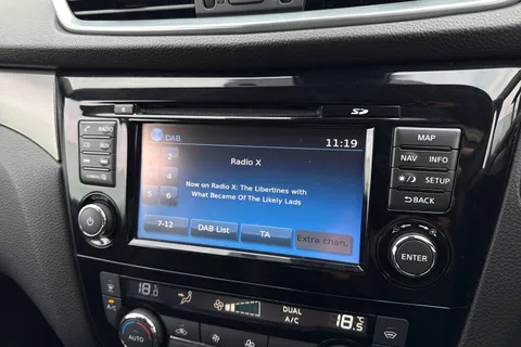 YD18ZVP Nissan Qashqai 1.2 DIG-T Tekna XTRON Euro 6 (s/s) 5dr Thumbnail #46