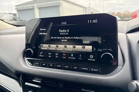 DY71USJ Nissan Qashqai 1.3 DIG-T MHEV N-Connecta Euro 6 (s/s) 5dr Thumbnail #47