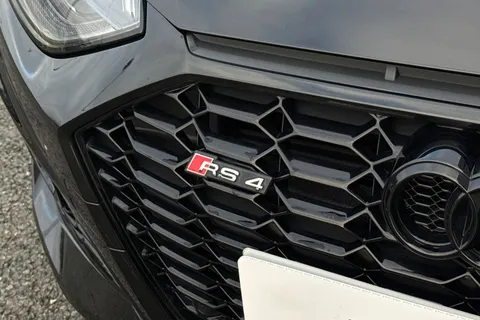 SM21RHZ Audi RS 4 Avant RS 4 Avant    450 PS tiptronic Thumbnail #25