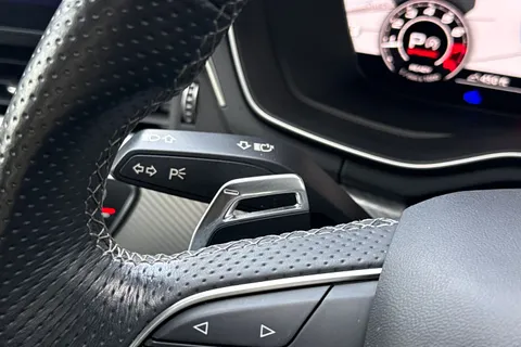 SM21RHZ Audi RS 4 Avant RS 4 Avant    450 PS tiptronic Thumbnail #38