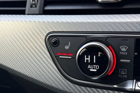 SM21RHZ Audi RS 4 Avant RS 4 Avant    450 PS tiptronic Thumbnail #45