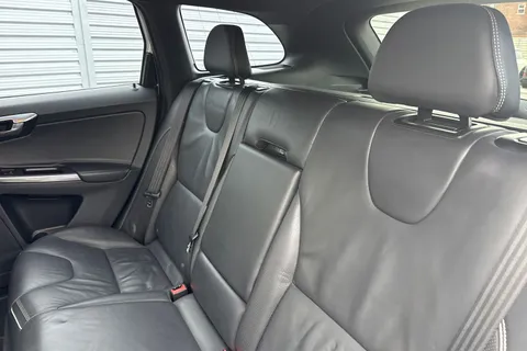 YR66RZO Volvo Xc60 2.4 D4 R-Design Lux Nav AWD Euro 6 (s/s) 5dr Thumbnail #18