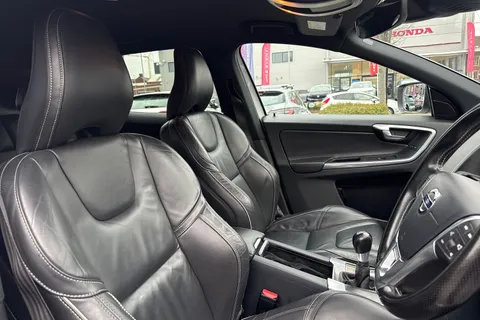 YR66RZO Volvo Xc60 2.4 D4 R-Design Lux Nav AWD Euro 6 (s/s) 5dr Thumbnail #23