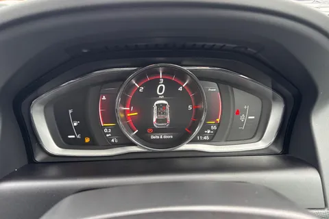 YR66RZO Volvo Xc60 2.4 D4 R-Design Lux Nav AWD Euro 6 (s/s) 5dr Thumbnail #45