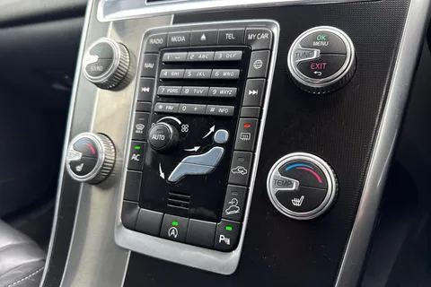 YR66RZO Volvo Xc60 2.4 D4 R-Design Lux Nav AWD Euro 6 (s/s) 5dr Thumbnail #46