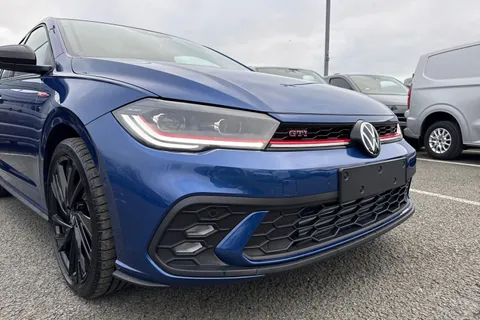  Volkswagen Polo 2.0 TSI GTI DSG Euro 6 (s/s) 5dr Thumbnail #9