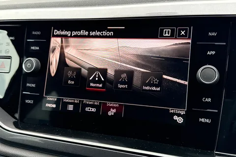  Volkswagen Polo 2.0 TSI GTI DSG Euro 6 (s/s) 5dr Thumbnail #46