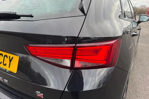 DA19CCY SEAT Ateca 1.5 TSI EVO FR Sport DSG Euro 6 (s/s) 5dr Thumbnail #8