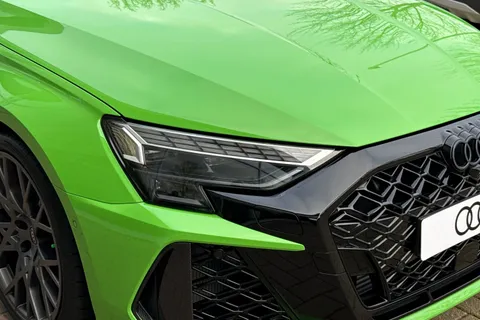 Audi RS 3 2.5 TFSI Carbon Black S Tronic quattro Euro 6 (s/s) 4dr Thumbnail #8