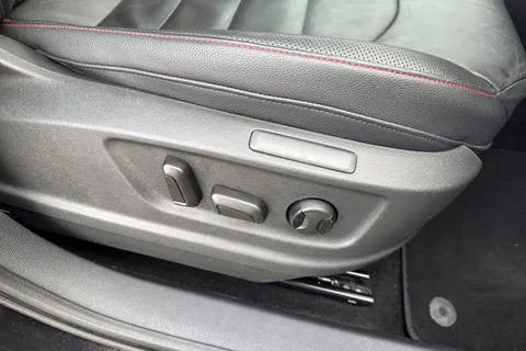 DA19CCY SEAT Ateca 1.5 TSI EVO FR Sport DSG Euro 6 (s/s) 5dr Thumbnail #40