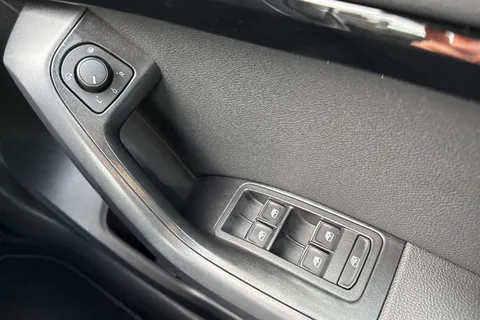 DA19CCY SEAT Ateca 1.5 TSI EVO FR Sport DSG Euro 6 (s/s) 5dr Thumbnail #47