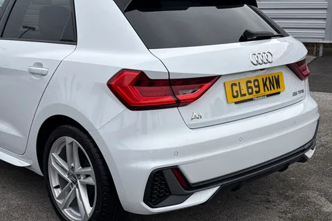 GL69KNW Audi A1 1.0 TFSI 25 S line Sportback Euro 6 (s/s) 5dr Thumbnail #7