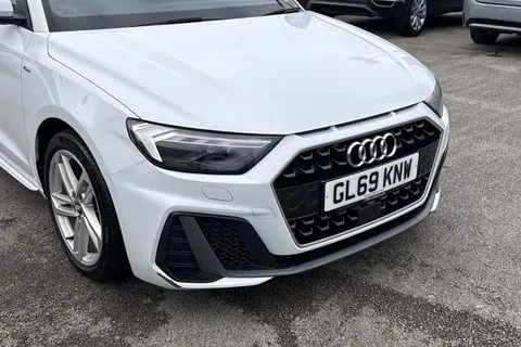 GL69KNW Audi A1 1.0 TFSI 25 S line Sportback Euro 6 (s/s) 5dr Thumbnail #8