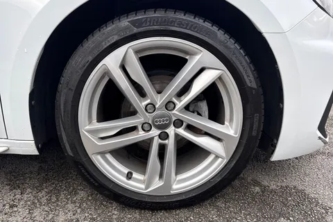 GL69KNW Audi A1 1.0 TFSI 25 S line Sportback Euro 6 (s/s) 5dr Thumbnail #12