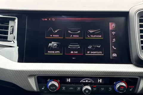 GL69KNW Audi A1 1.0 TFSI 25 S line Sportback Euro 6 (s/s) 5dr Thumbnail #16