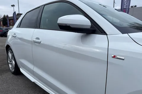 GL69KNW Audi A1 1.0 TFSI 25 S line Sportback Euro 6 (s/s) 5dr Thumbnail #28