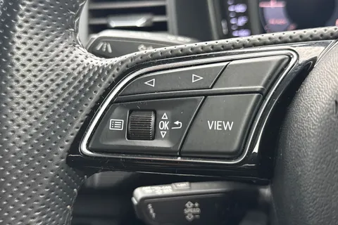 GL69KNW Audi A1 1.0 TFSI 25 S line Sportback Euro 6 (s/s) 5dr Thumbnail #44