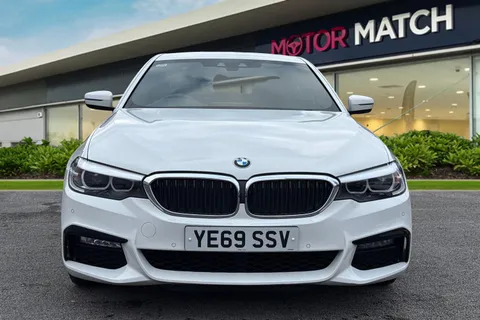 YE69SSV BMW 5 Series 2.0 530e 9.2kWh M Sport Auto Euro 6 (s/s) 4dr Thumbnail #5