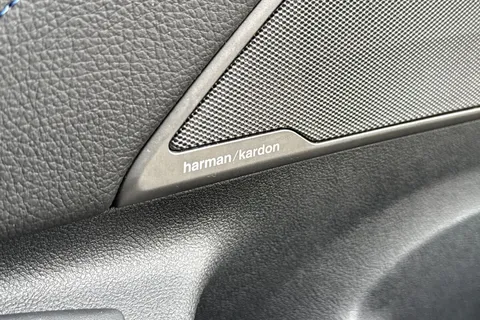 YE69SSV BMW 5 Series 2.0 530e 9.2kWh M Sport Auto Euro 6 (s/s) 4dr Thumbnail #39