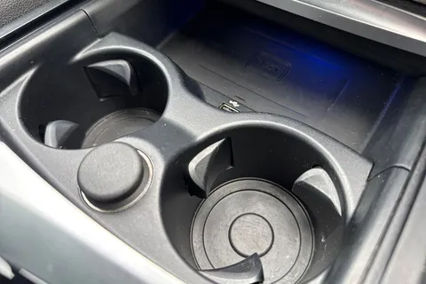 YE69SSV BMW 5 Series 2.0 530e 9.2kWh M Sport Auto Euro 6 (s/s) 4dr Thumbnail #51