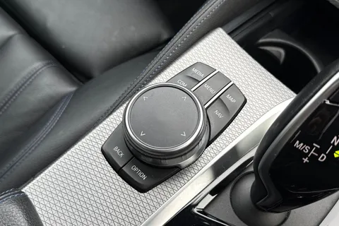 YE69SSV BMW 5 Series 2.0 530e 9.2kWh M Sport Auto Euro 6 (s/s) 4dr Thumbnail #52