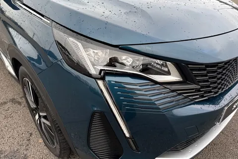 AD72UDZ PEUGEOT 3008 1.6 13.2kWh GT SUV 5dr Petrol Plug-in Hybrid e-EAT 4WD Euro 6 (s/s) (300 ps) Thumbnail #10