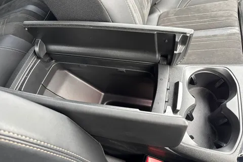 AD72UDZ PEUGEOT 3008 1.6 13.2kWh GT SUV 5dr Petrol Plug-in Hybrid e-EAT 4WD Euro 6 (s/s) (300 ps) Thumbnail #62