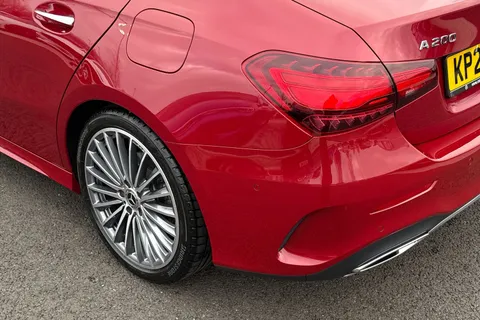 KP24ZWS Mercedes-Benz A Class 1.3 A200h MHEV AMG Line (Premium Plus) 7G-DCT Euro 6 (s/s) 4dr Thumbnail #8
